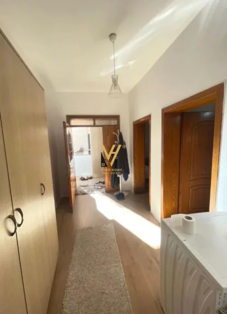 Tirane, jepet me qera apartament 2+1+Ballkon Kati 0, 120 m² 520 € (KODRA E DIELLIT)