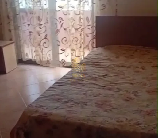 Tirane, jepet me qera apartament 1+1+Ballkon Kati 2, 60 m² 350 € (Porcelan)