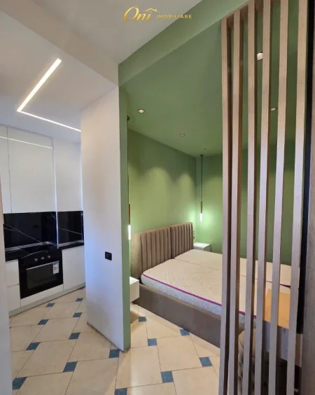 Tirane, jepet me qera garsonier Kati 3, 50 m² 380 € (PRANE BAR OSLO)