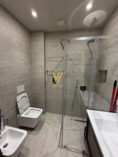 Vlore, shitet apartament 1+1+Ballkon Kati 8, 64 m² 150.000 € (VLORE)
