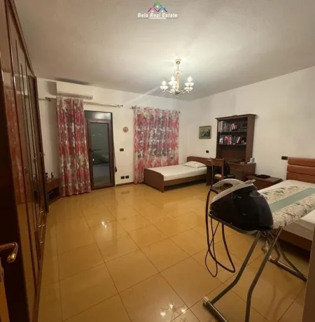 Tirane, jepet me qera apartament 3+1 Kati 5, 202 m² (rruga e elbasanit)