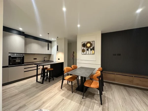 Tirane, shitet apartament 1+1 Kati 8, 70 m² 229.000 € (ish blloku)