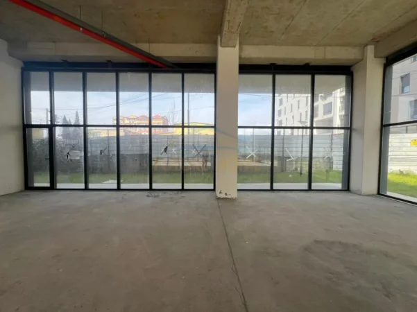 Tirane, jepet me qera ambjent biznesi Kati 0, 162 m² 3.850 € (Kompleksi Parallel Living , Don Bosko)