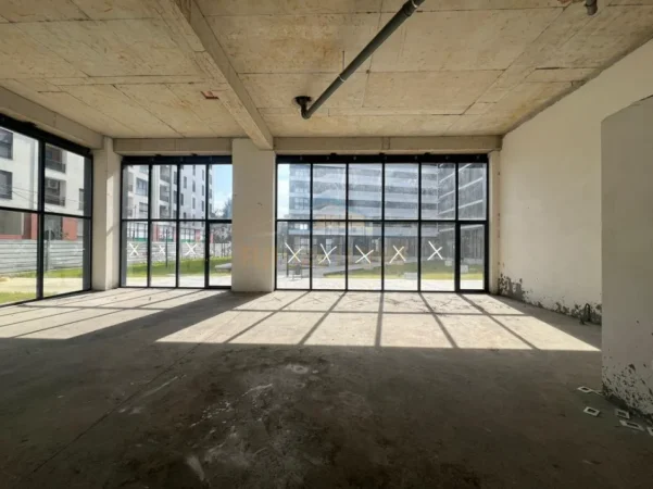 Tirane, jepet me qera ambjent biznesi Kati 0, 162 m² 3.850 € (Kompleksi Parallel Living , Don Bosko)