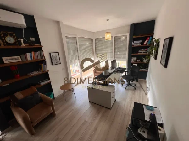 Tirane, jepet me qera zyre Kati 7, 70 m² 650 € (stadiumi dinamo)