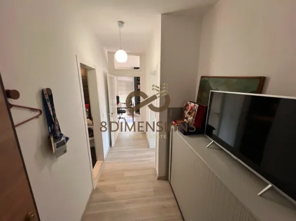 Tirane, jepet me qera zyre Kati 7, 70 m² 650 € (stadiumi dinamo)