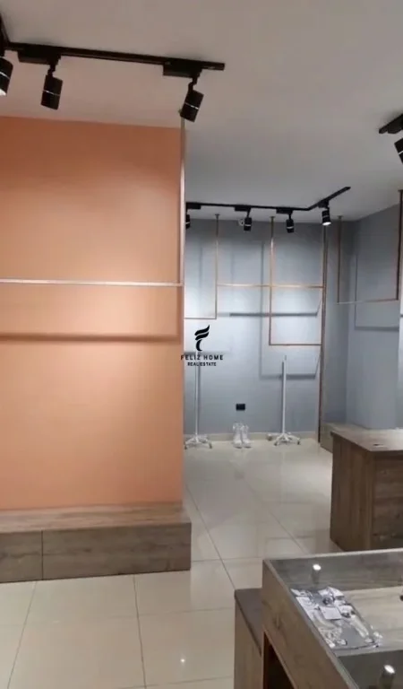Tirane, jepet me qera dyqan Kati 0, 33 m² 800 € (RRUGA BARDHYL)