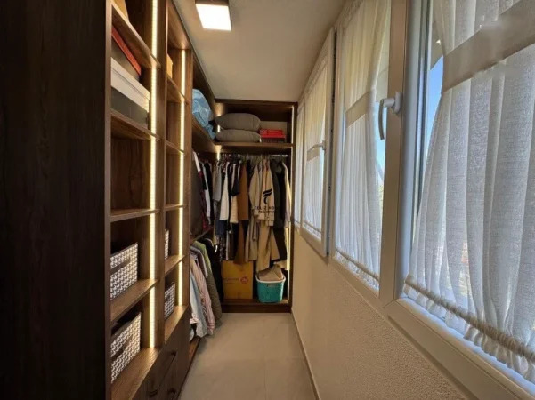 Tirane, shitet apartament 1+1 Kati 5, 64 m² 105.000 € (FRESKU)