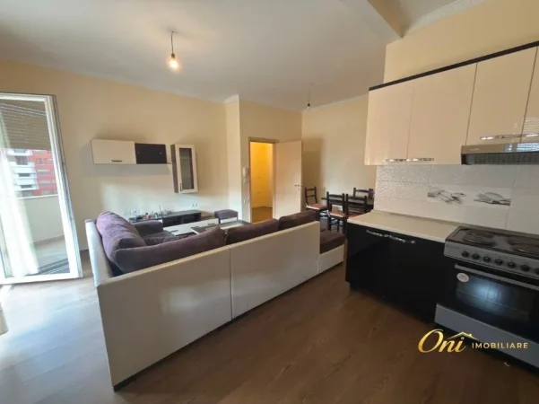 Shqiperi, jepet me qera apartament 1+1 Kati 4, 71 m² 550 € (BULEVARDI GJERGJ FISHTA)