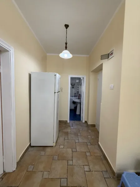 Tirane, shitet apartament 1+1+Ballkon Kati 2, 60 m² 150.000 € (Rruga Bardhyl)