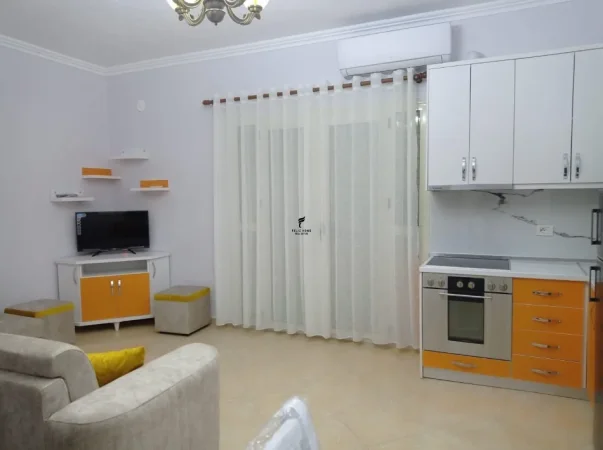 Tirane, jepet me qera apartament 2+1 Kati 2, 80 m² 520 € (PORCELANI)