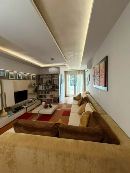 Tirane, jepet me qera apartament 3+1 Kati 1, 103 m² 220.000 € (Don Bosko)