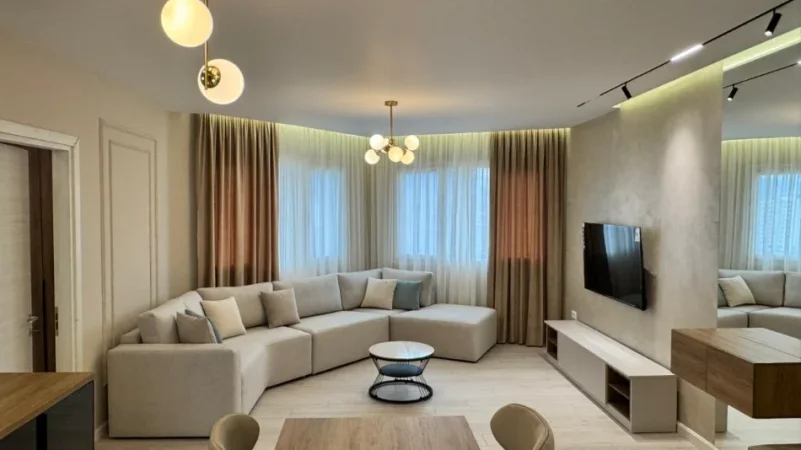 Tirane, jepet me qera apartament 3+1+Aneks+Ballkon Kati 9, 130 m² 700 € (ish fusha e aviacionit)