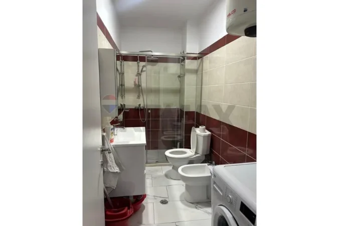 Tirane, jepet me qera 2+1 , 115 m² 750 € (Kodra e Diellit)