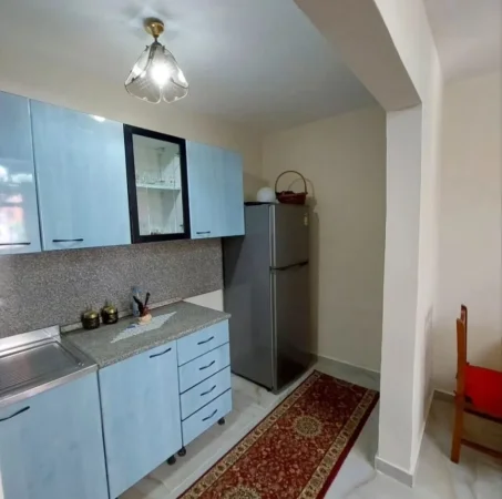 Tirane, jepet me qera apartament 1+1 Kati 3, 55 m² 400 € (QSUT)