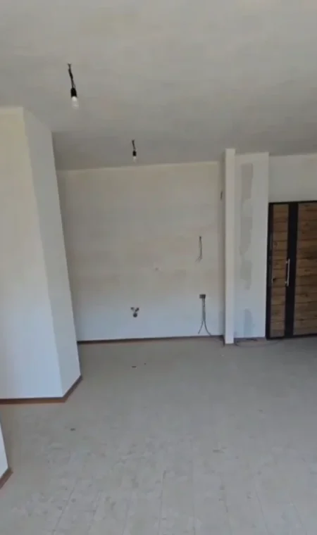 Tirane, shitet apartament 2+1 Kati 2, 96 m² 135.000 € 
