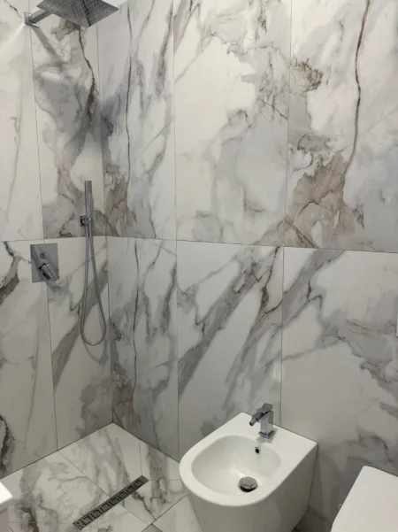Tirane, shitet apartament 1+1 Kati 3, 54 m² 89.000 € (Casa italia)