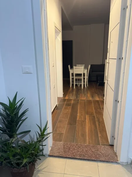 Tirane, shitet apartament 1+1 Kati 3, 54 m² 89.000 € (Casa italia)