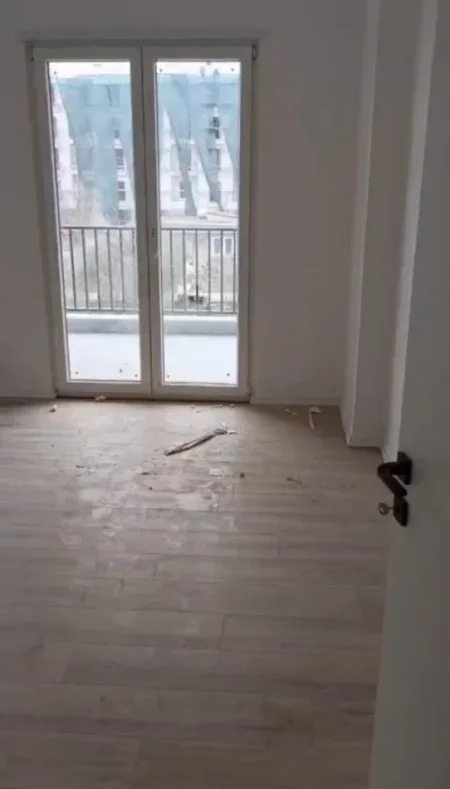 Tirane, shitet apartament 2+1 Kati 2, 110 m² 106.100 € (Kamëz)