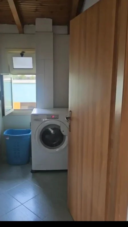 JEPET ME QERA 2+1 NE RRUGEN SIRI KODRA, PRANE HOTEL MERIDIAN , 450 EURO