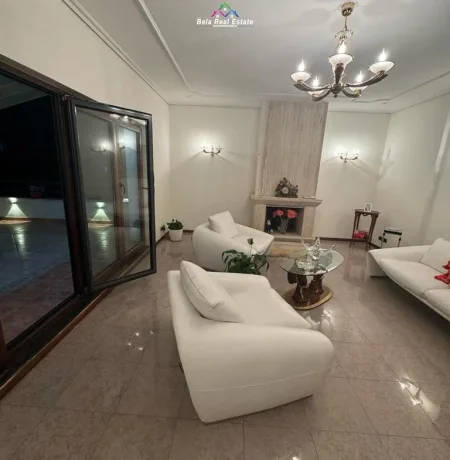 Tirane, jepet me qera apartament 3+1 Kati 5, 202 m² 1.360 € (rruga elbasanit)