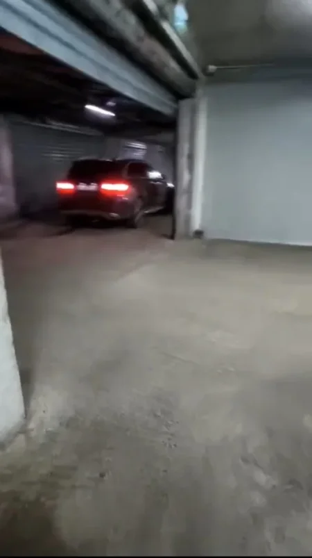 Tirane, shitet magazine Kati 1, 290 m² 235.000 € (Kamëz Municipality)