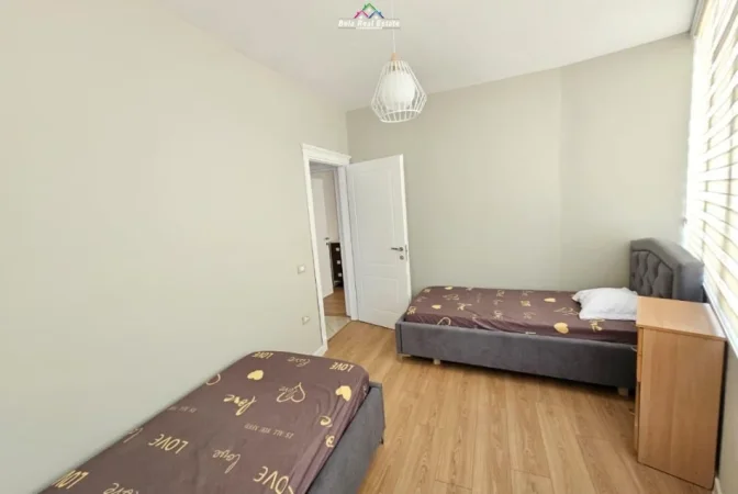 Tirane, jepet me qera apartament 2+1 Kati 7, 86 m² 1.060 € (mine peza)