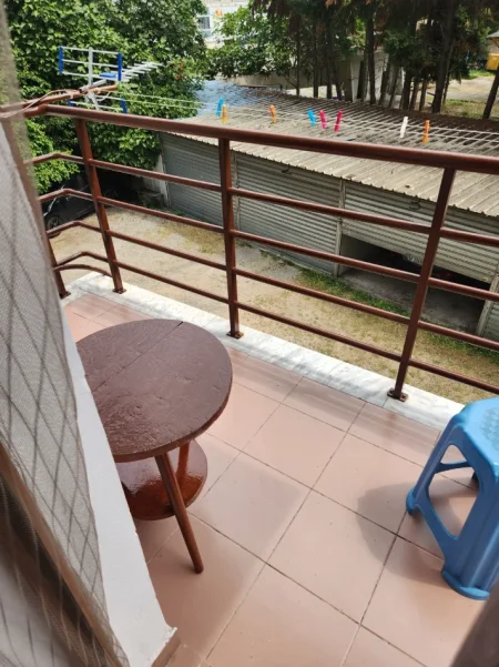 Durres Plazh, jepet me qera apartament Kati 2, 45 m² 30 € (Plepa ,plazh Durres.)