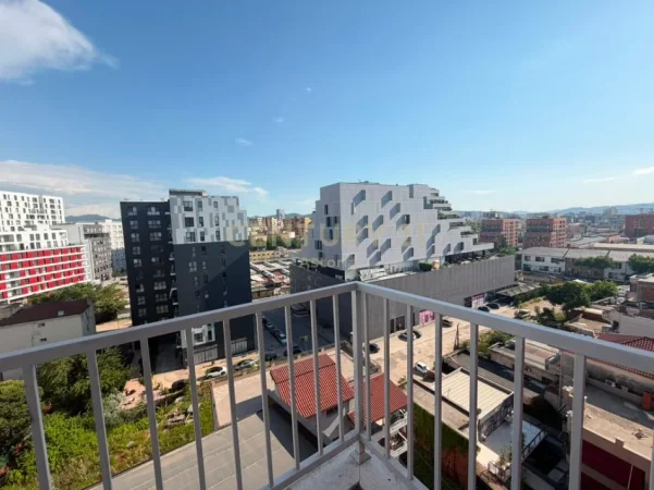 Tirane, jepet me qera apartament 1+1+Ballkon Kati 9, 53 m² 650 € (5 maji)