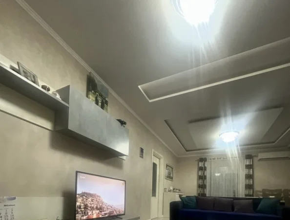 Tirane, shitet apartament 3+1 Kati 4, 155 m² 250.000 € (Casa Italia)