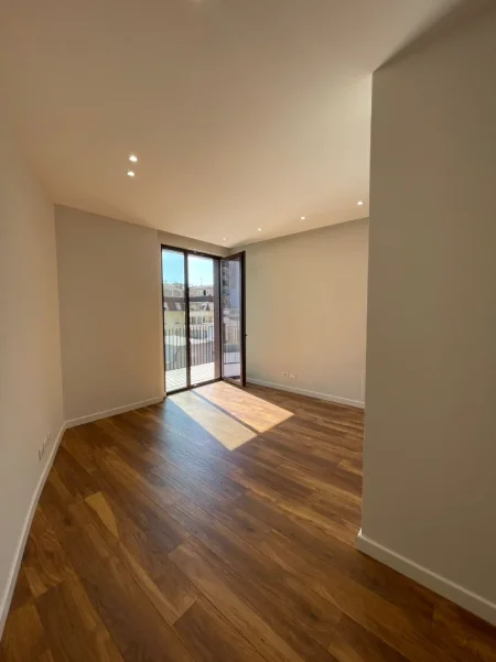 Tirane, jepet me qera zyre Kati 4, 118 m² 1.800 € (Altana Luxury Residence, Parku Olimpik)