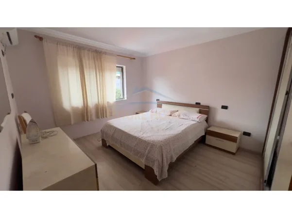 Tirane, jepet me qera apartament 1+1+Ballkon Kati 5, 60 m² 600 € (Myslym Shyri)