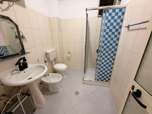 Durres, shitet apartament 1+1 Kati 5, 75 m² 90.000 € 