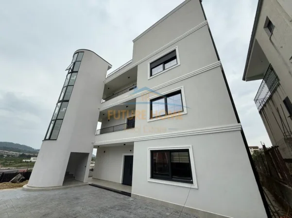 Tirane, jepet me qera Vile , 363 m² 4.000 € (MJULL BATHORE)
