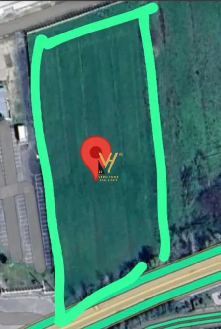 Tirane, shitet toke are , 12.000 m² 1.440.000 € (AUTOSTRADA TIRANE-DURRES)