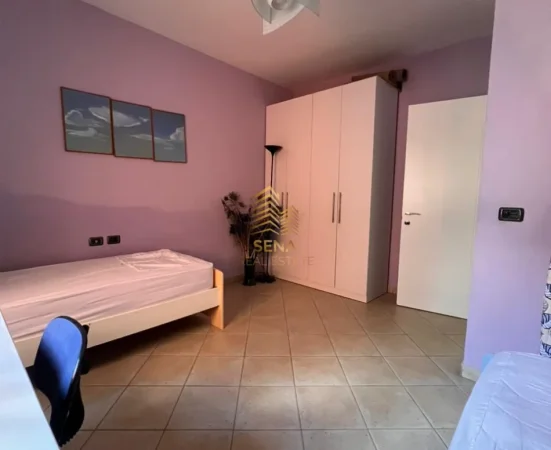 Tirane, jepet me qera apartament 2+1+Ballkon Kati 10, 103 m² 1.000 € (Qender)