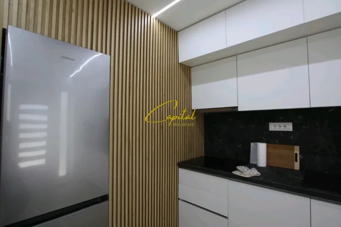 Tirane, jepet me qera garsonier 1+1 Kati 0, 40 m² 550 € (21 DHJETORI)