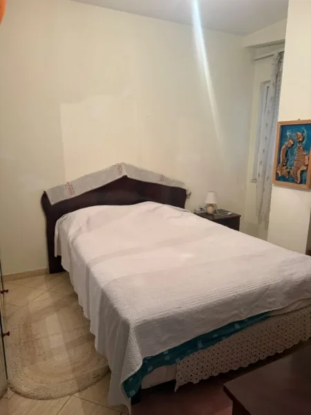 Tirane, jepet me qera apartament 1+1 Kati 6, 60 m² 400 € (Oxhaku)
