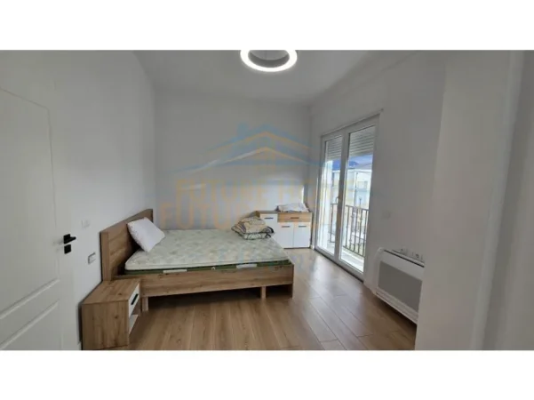 Tirane, jepet me qera , 234 m² 2.500 € (RESIDENCA VILA LULE)