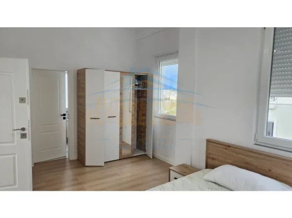 Tirane, jepet me qera , 234 m² 2.500 € (RESIDENCA VILA LULE)