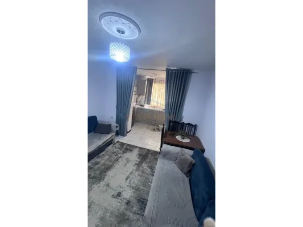 jepet me qera apartament 1+1+Ballkon Kati 1, 50 m² 500 € (SELVIA)