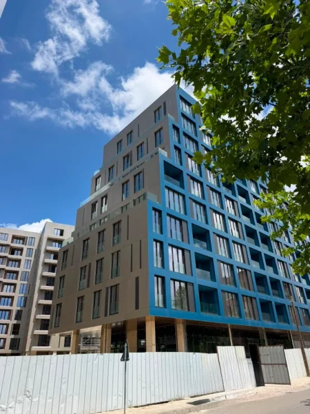 Tirane, shitet apartament 1+1 Kati 7, 77 m² 160.000 € (Ali Demi)