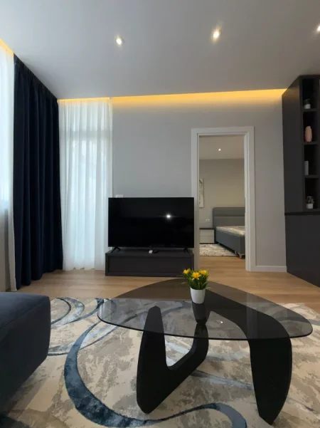 Tirane, shitet apartament 1+1 Kati 9, 57 m² 189.000 € (Myslym Shyri)