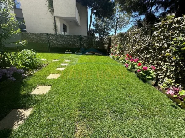 Tirane, shitet apartament 1+1+Ballkon Kati 0, 66 m² 270.000 € (Hamallaj)