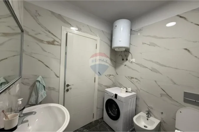 Apartament 2+1+2 Për Qira në Fresk
