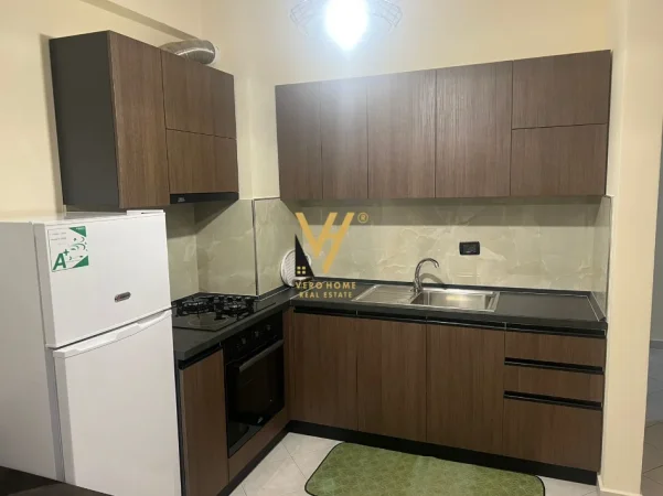 Tirane, shitet apartament 1+1 Kati 4, 65 m² 120.000 € (ASTIR)