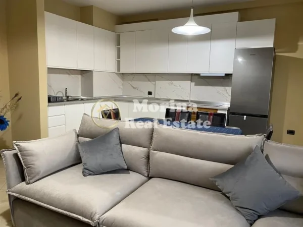 Tirane, jepet me qera apartament 2+1 Kati 10, 103 m² 1.000 € (9 Katëshet)