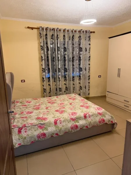 Tirane, jepet me qera apartament 2+1 Kati 1, 110 m² 500 € (Jordan Misja)