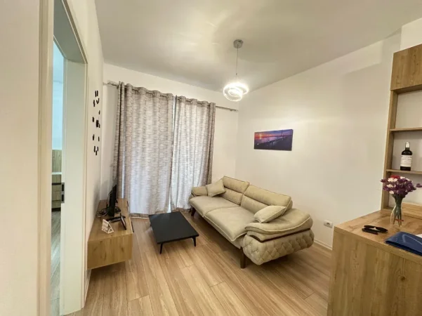 Tirane, jepet me qera apartament 1+1 Kati 3, 60 m² 450 € (jordan misja)
