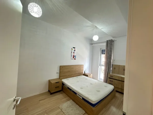 Tirane, jepet me qera apartament 1+1 Kati 3, 60 m² 450 € (jordan misja)